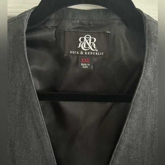 Rock & Republic Mens XXL Suit Vest - Black / Charoal Herringbone 5 Button - Picture 2 of 7